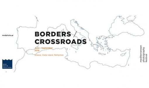 borders-crossroads