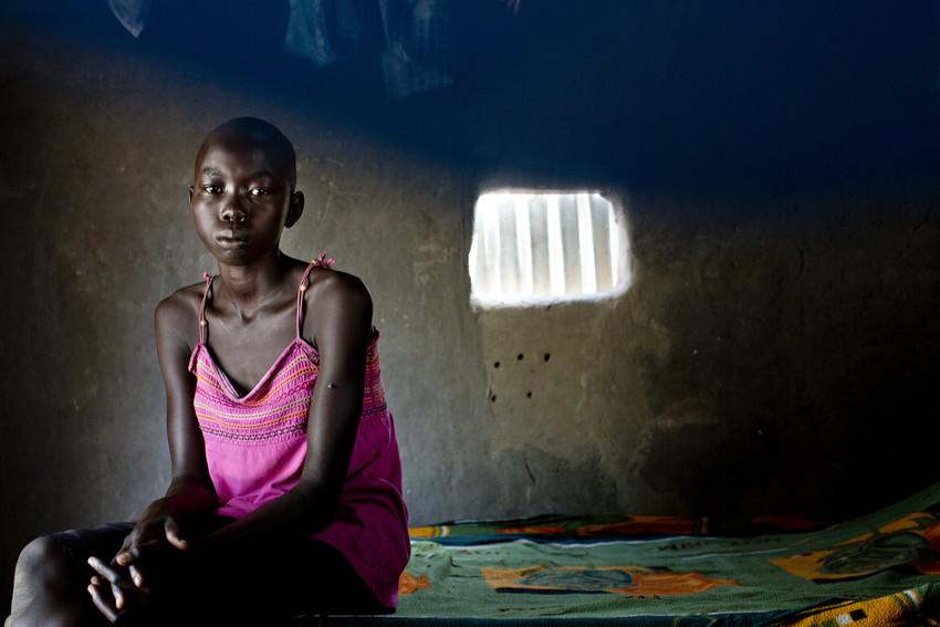hunger famine girls