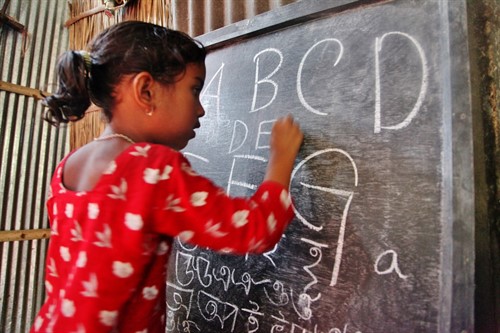 to-allo-miso-tou-ouranou2